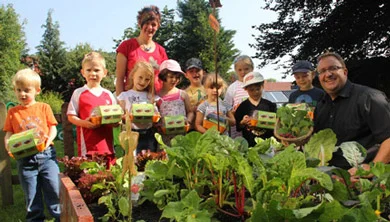 edeka_wagner_soziales_engagement_gemuesebeet-2